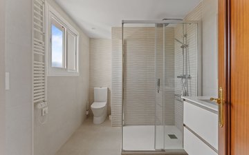 Property slide 20