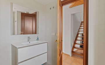 Property slide 21