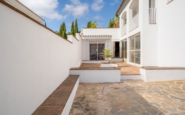 Property slide 31