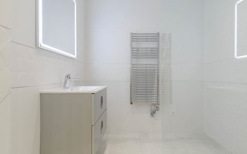 Property slide 20