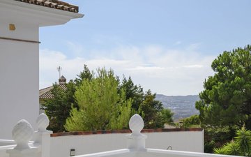 Property slide 33
