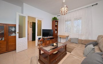 Property slide 22