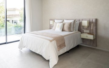 Property slide 20