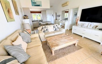 Property slide 19