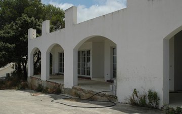 Property slide 22