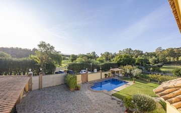 Property slide 19