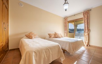 Property slide 24