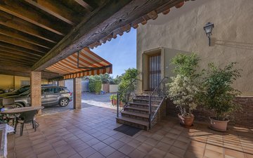 Property slide 48