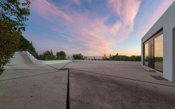 Property slide 46