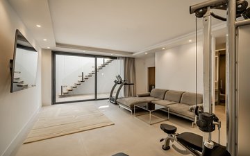 Property slide 21