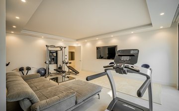 Property slide 24