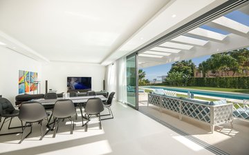 Property slide 7