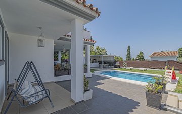Property slide 18