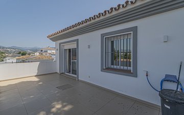Property slide 22