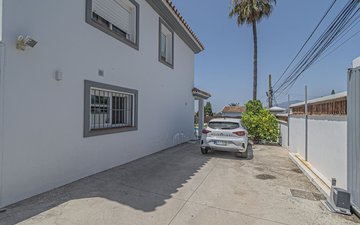 Property slide 31