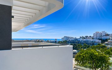 Property slide 14