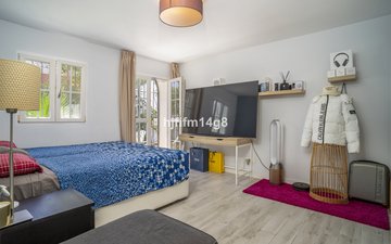 Property slide 17