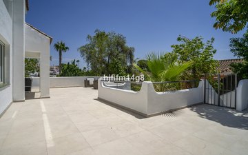 Property slide 22