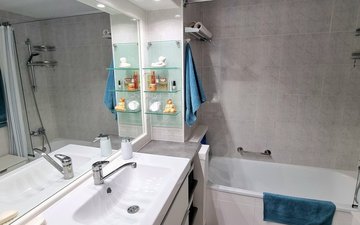 Property slide 19