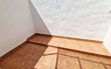 Property slide 25