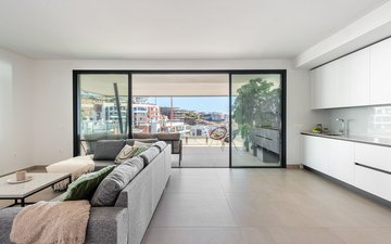 Property slide 10