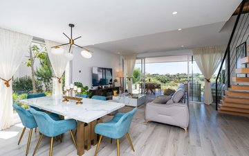 Property slide 10