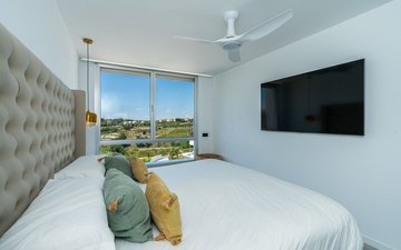 Property slide 15
