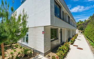 Property slide 27
