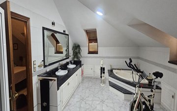 Property slide 35
