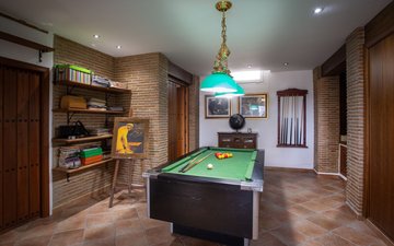 Property slide 25