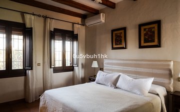 Property slide 31