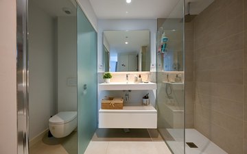 Property slide 10