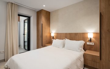 Property slide 15
