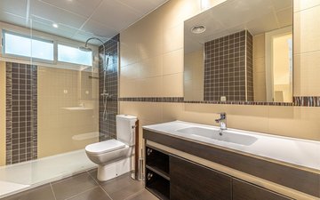 Property slide 16