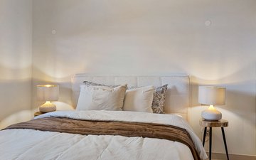 Property slide 22