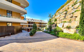 Property slide 35