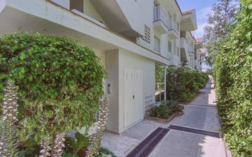Property slide 21