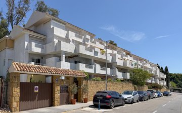Property slide 24