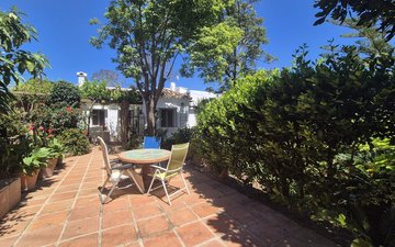 Property slide 48