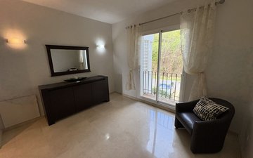 Property slide 18