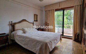 Property slide 21