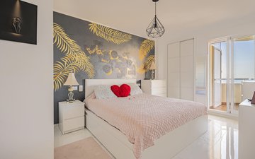 Property slide 10