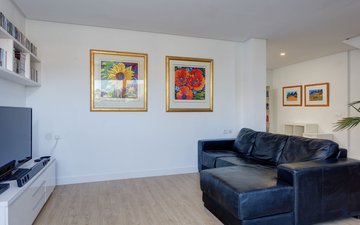 Property slide 25