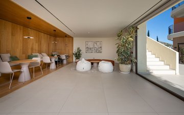 Property slide 20