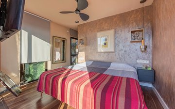Property slide 10