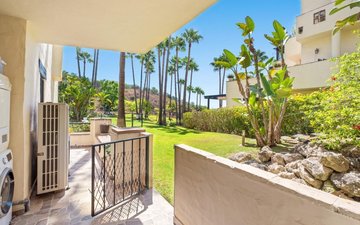 Property slide 25