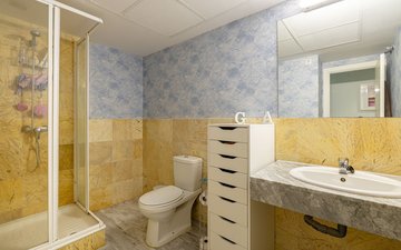 Property slide 18