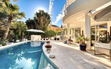 Property slide 47