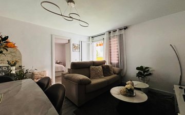 Property slide 11