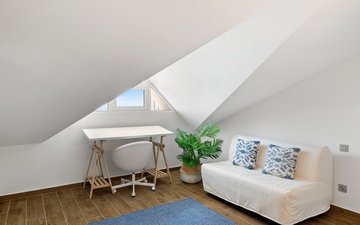 Property slide 10